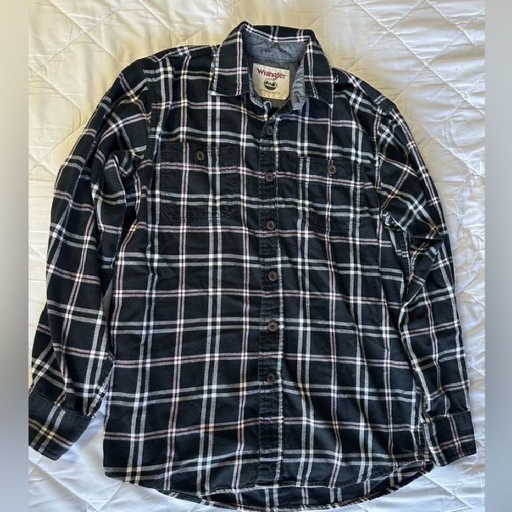 Wrangler Men's Black and White Plaid Shirt